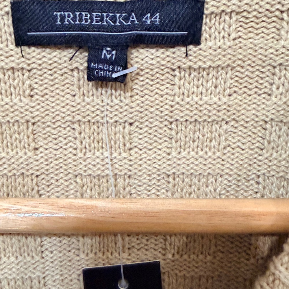 Tribekka 44 Mens Oatmeal Tan Textured Grid Waffle Knit Crewneck Sweater Size M - Picture 3 of 5